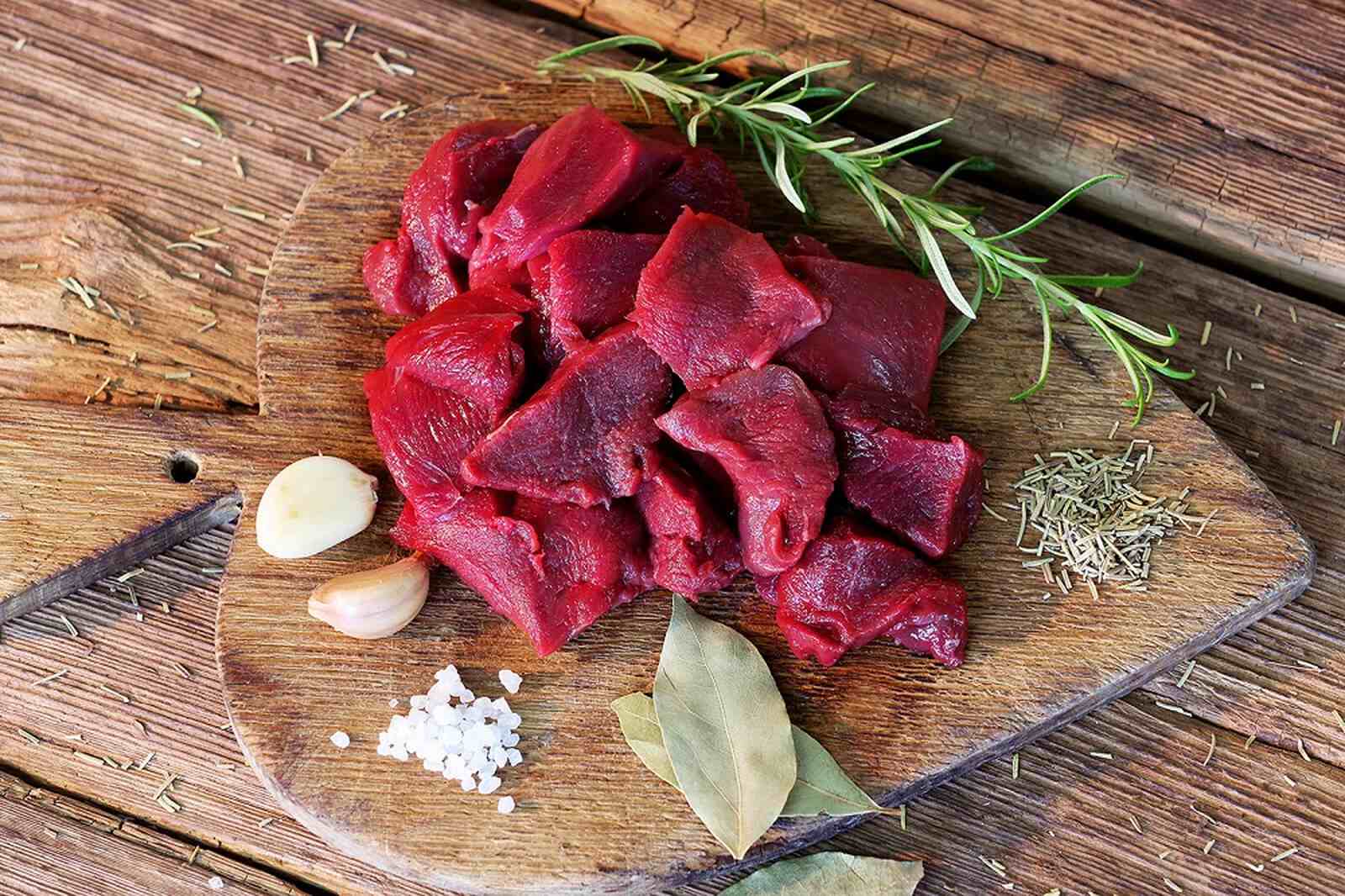 Czy mięso z sarny nadaje się na gulasz?